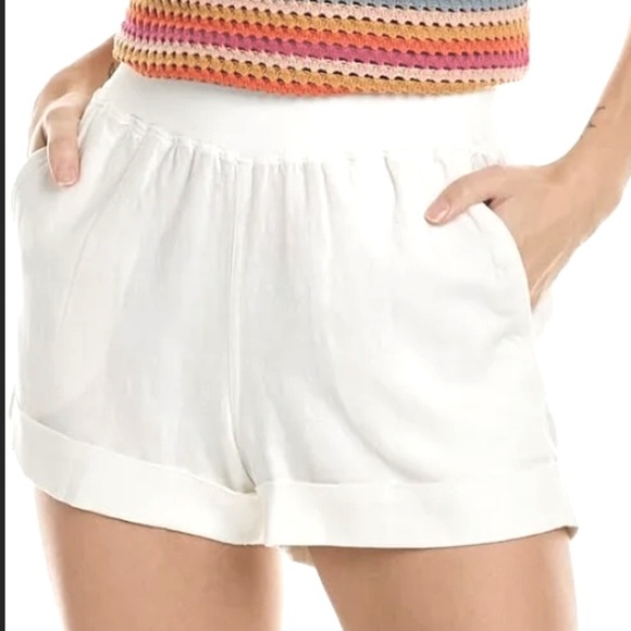 Faherty size medium Arlie Day linen blend shorts white in excellent condition - Picture 1 of 7